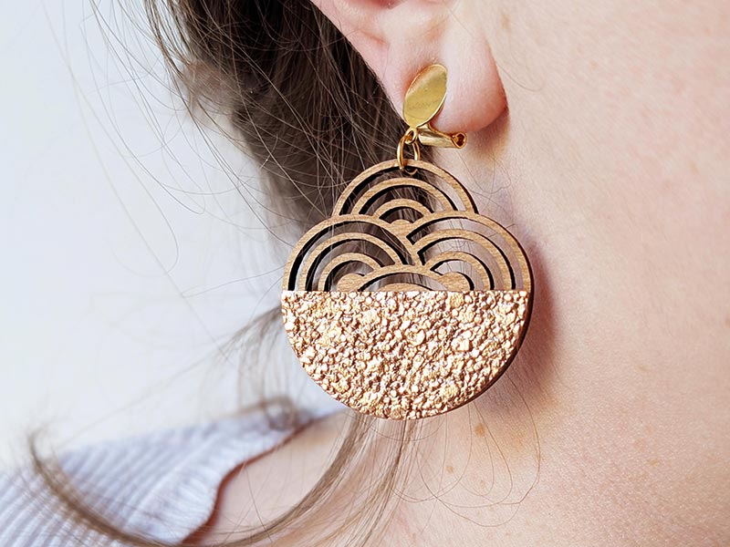 Boucles d'oreilles KUMO en bois et cuir