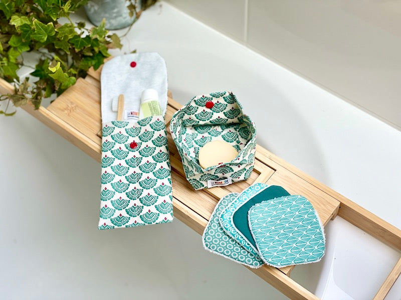 kit de toilette pratique à emporter — étui à savon solide, étui brosse à dents & 4 lingettes démaquillantes