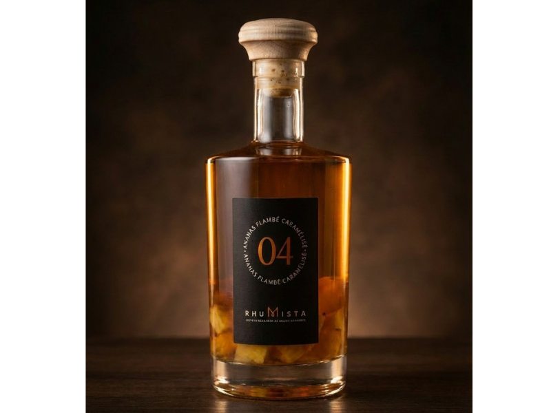 1 bouteille de Rhum infusé Ananas 50 cl