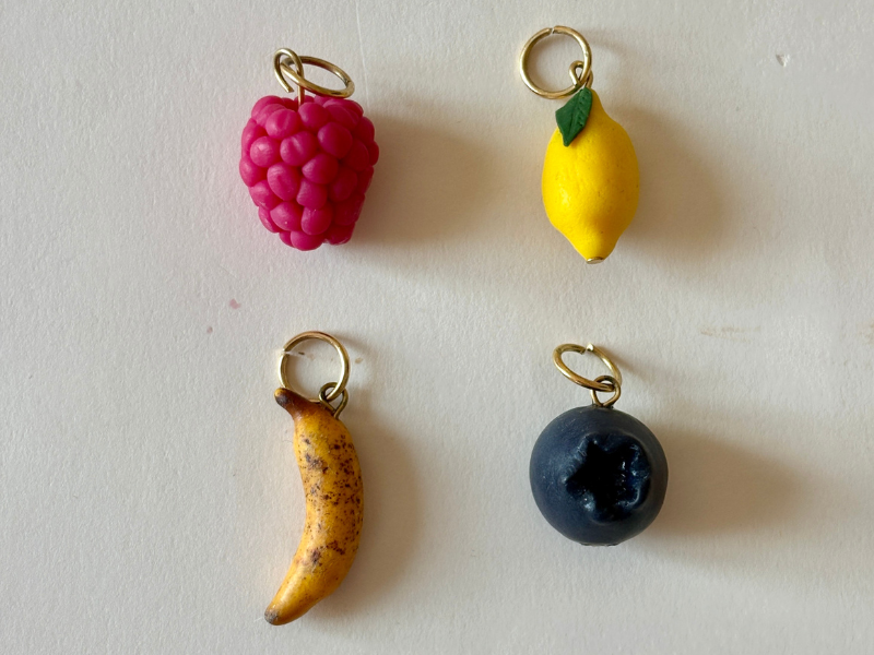 Coffret Créoles Mix & Match : créoles et 4 charms interchangeables