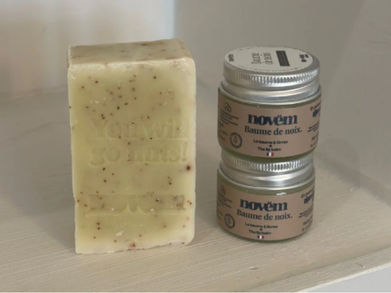Coffret artisanal savon exfoliant et baumes à lèvres