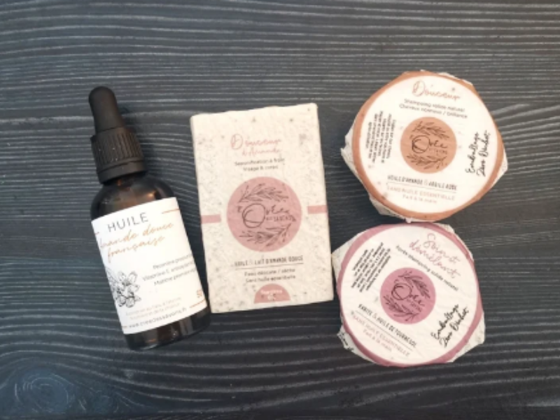 Soins Amande douce : huile, savon, shampoing et après-shampoing solide