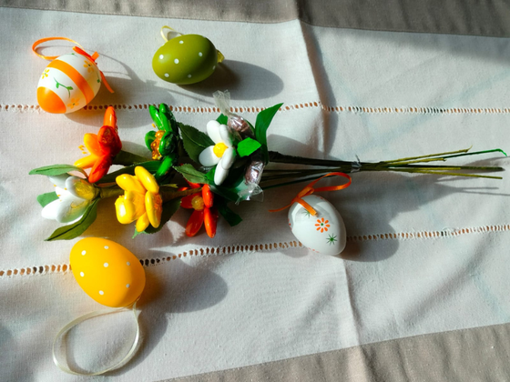Bouquet gourmand de Pâques : fleurs en dragées et friture de Pâques