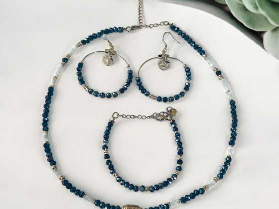 Ensemble collier, bracelet et créoles hématite