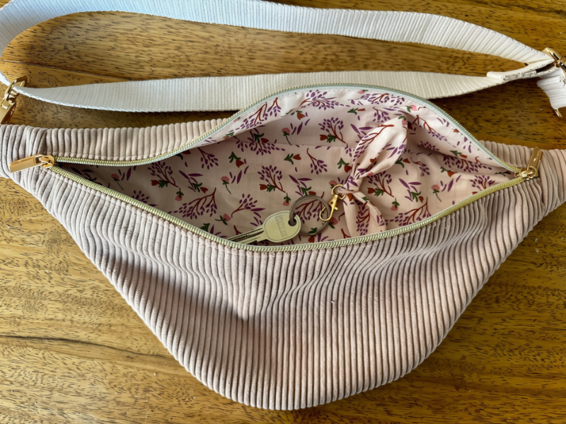 Grand sac banane en velours & son porte-clé nœud
