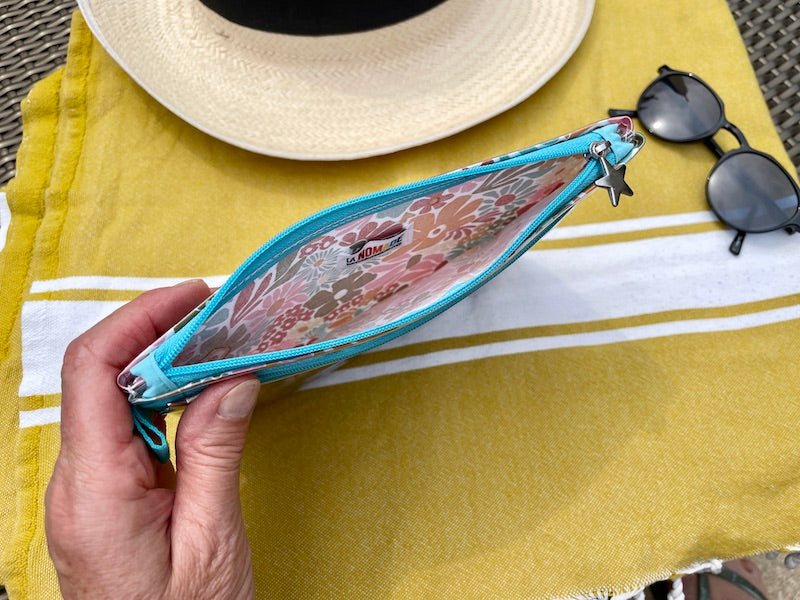 Trousse tactile smartphone et porte carte assortis