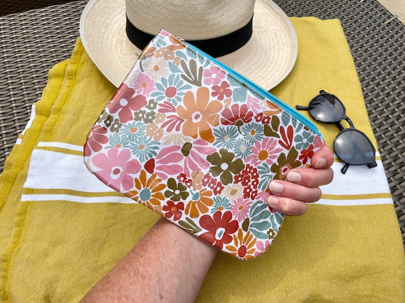 Trousse tactile smartphone et porte carte assortis