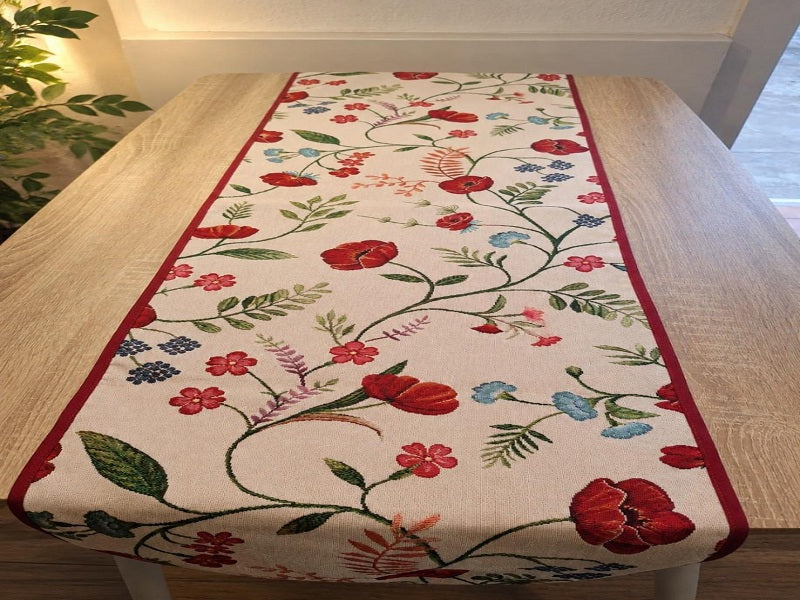 Un chemin de table Jacquard 