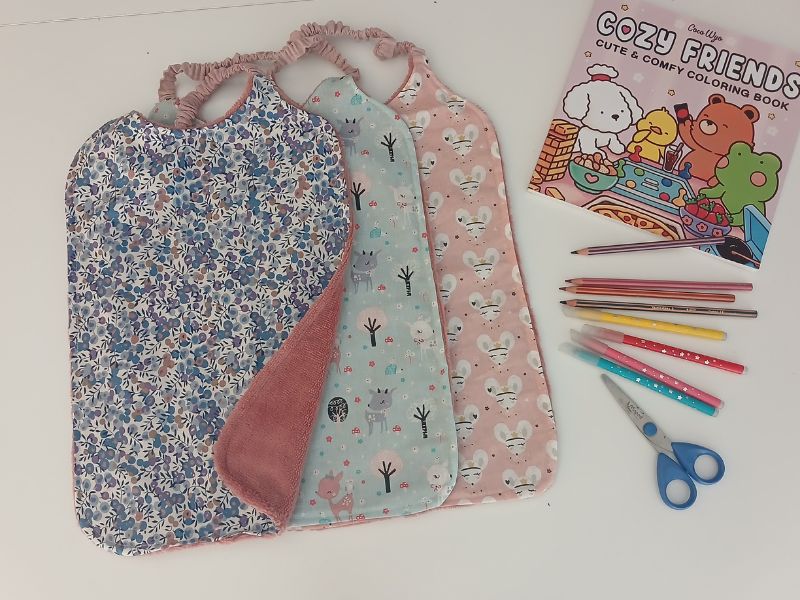 Lot de 3 bavoirs maternelle