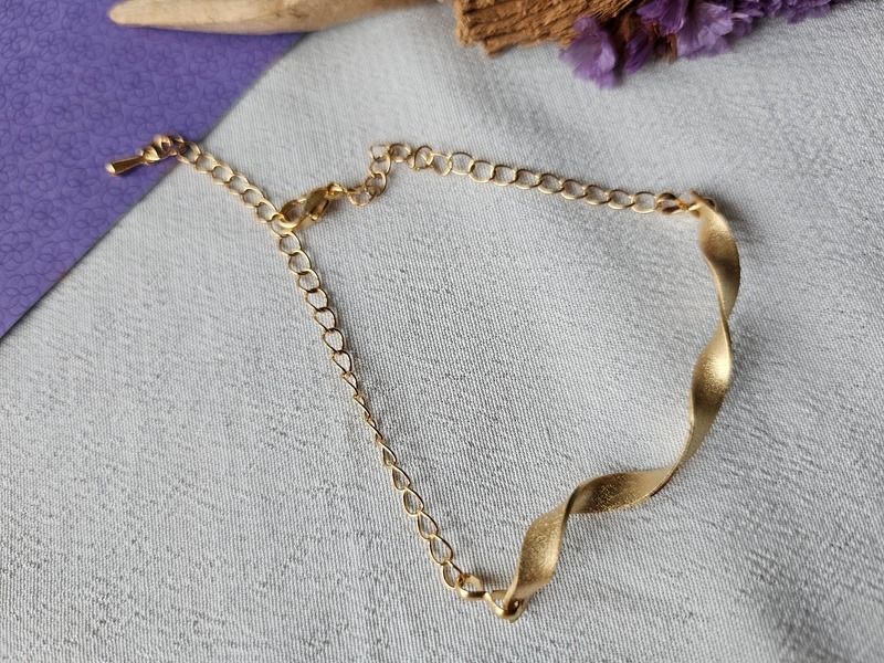 Bracelet torsade sur chaine