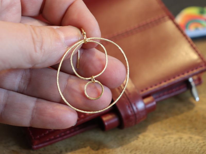 Boucles oreilles pendantes 3 cercles texturés