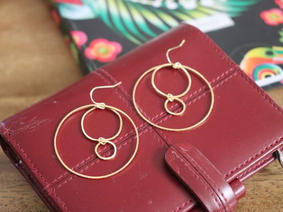 Boucles oreilles pendantes 3 cercles texturés