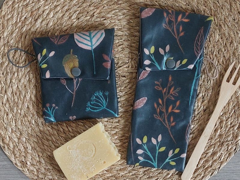 Duo pochette de voyage imperméable brosse à dents/dentifrice et pour le savon solide