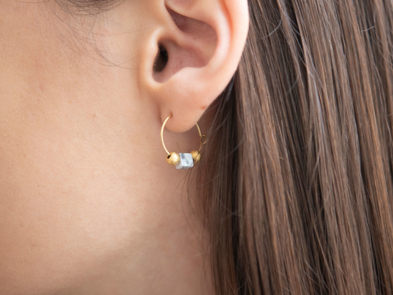 Pochette enveloppe et mini créoles