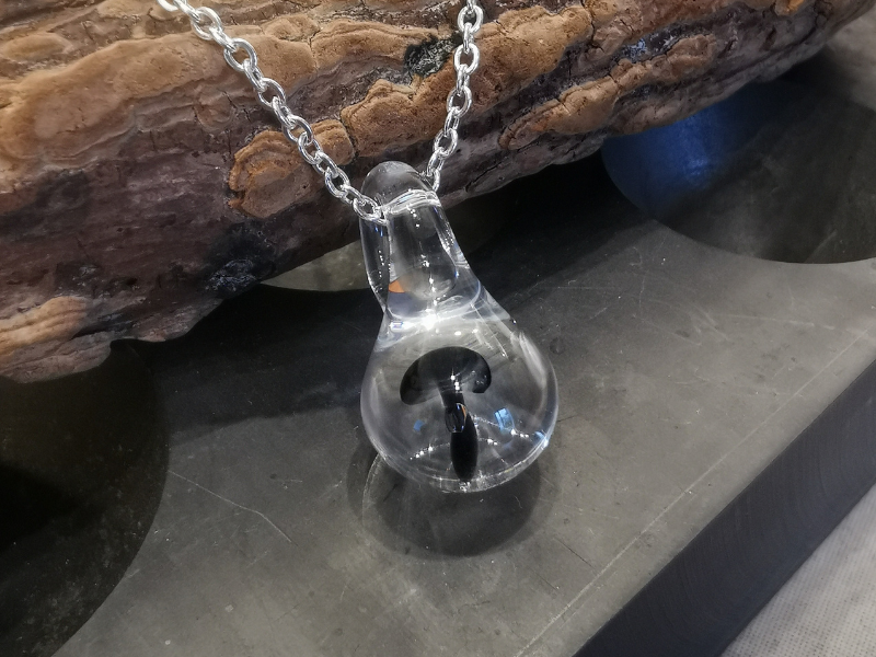 Pendentif en verre soufflé Mushroom