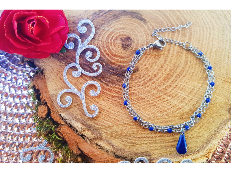 Bracelet et collier multi-rangs