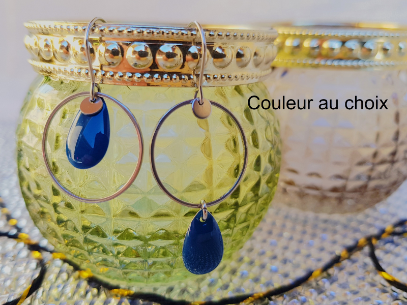 Boucles d'oreilles asymétriques