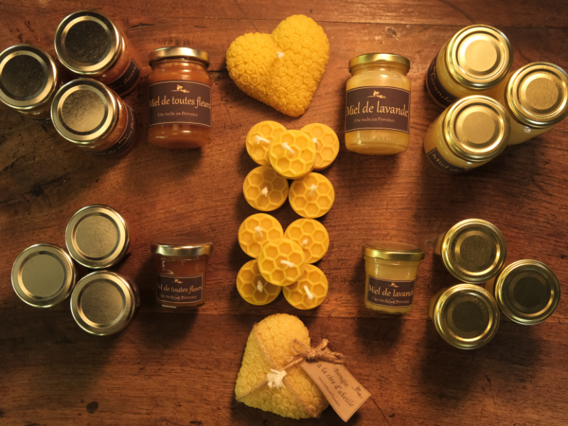 coffret richesse de miel de provence et assortiments de bougies