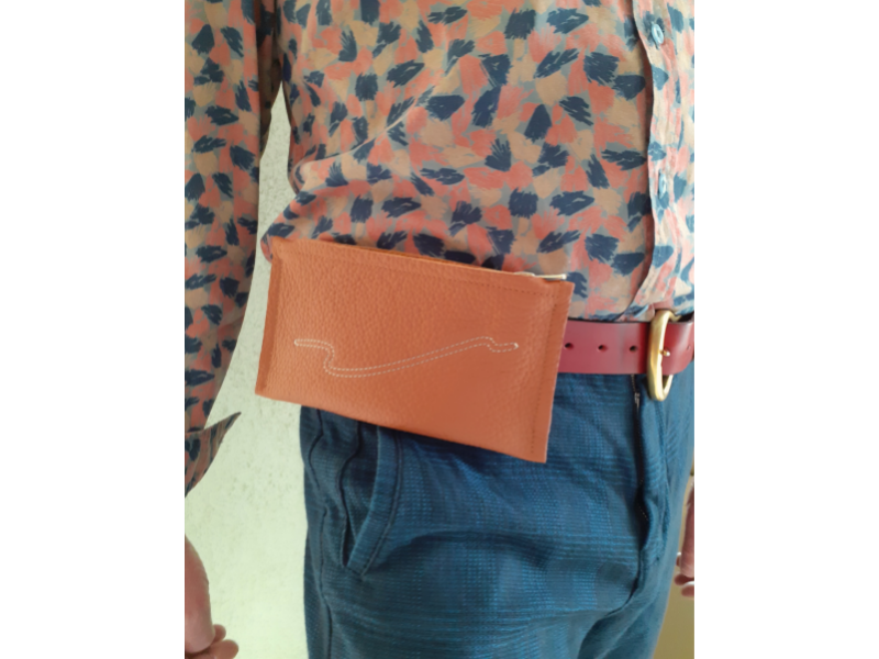 Pochette ceinture tout en cuir