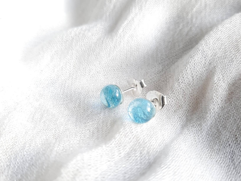 Clous d'oreilles Lagon Lumière