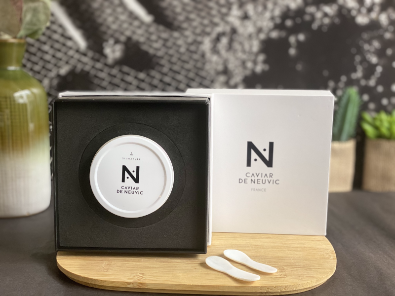 Coffret Chic : Caviar Baeri Signature et Cuillères en Nacre
