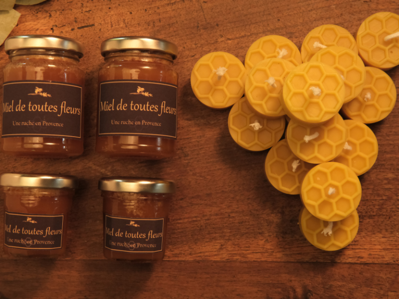 coffret assortiment de miel de provence et bougies