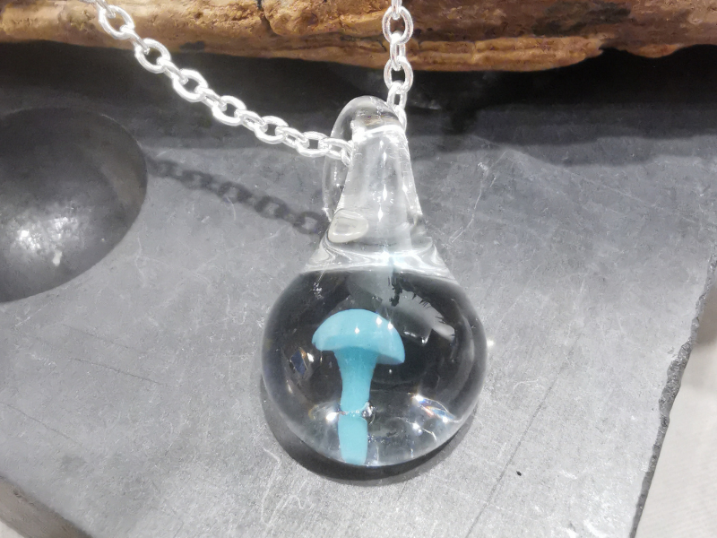 Pendentif en verre soufflé Mushroom