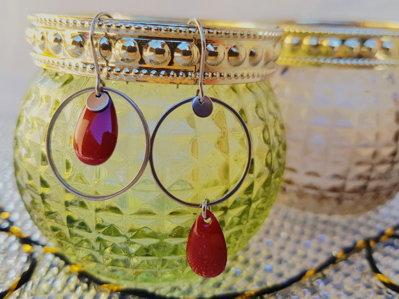 Boucles d'oreilles asymétriques