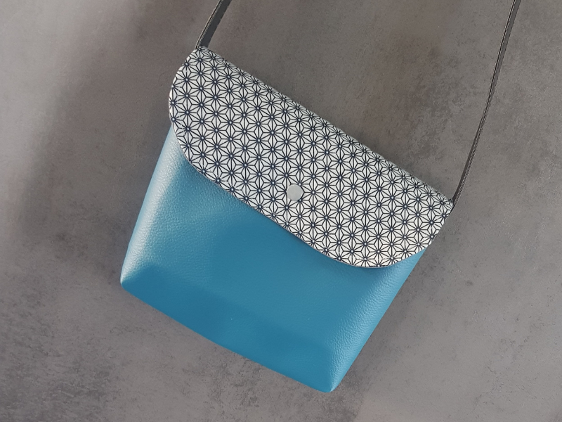 Faire un sac en simili cuir 2025