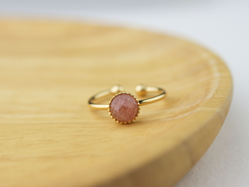 Bague plaqué or et pierre fine