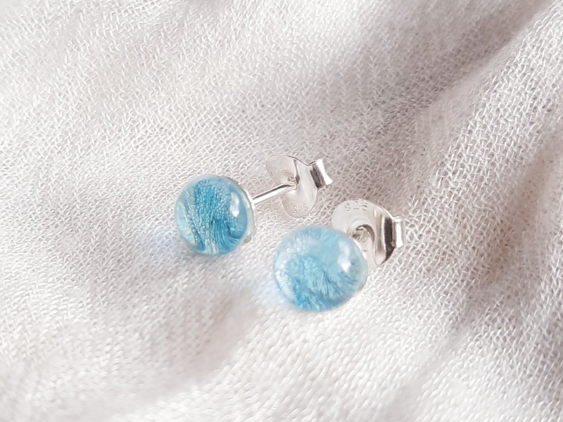 Clous d'oreilles Lagon Lumière