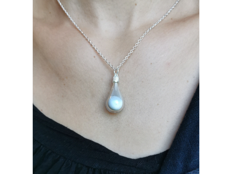 Pendentif en verre soufflé 