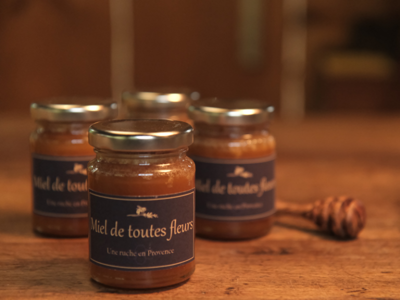 coffret richesse de miel de provence et assortiments de bougies