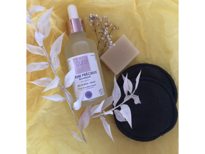 Soin nourrissant : Sérum, savon et lingettes démaquillantes