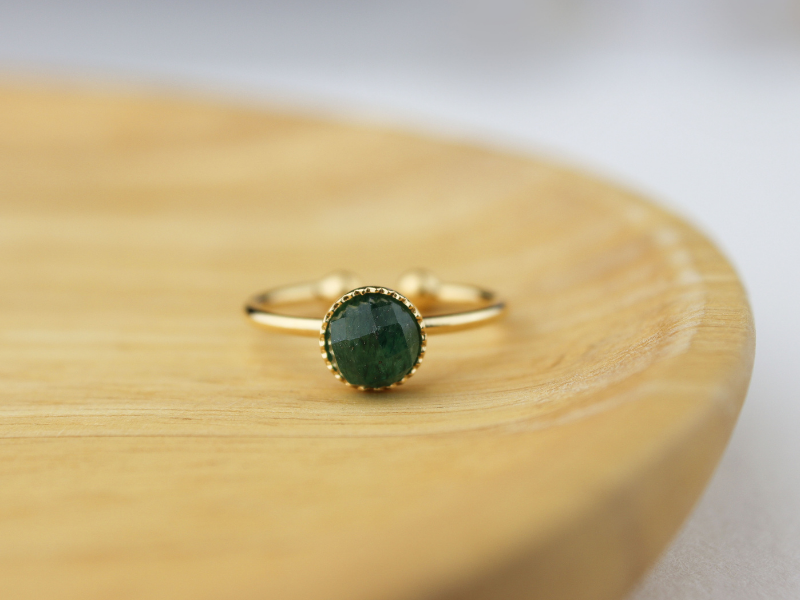 Bague plaqué or et pierre fine