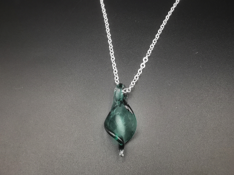 Pendentif Feuille en verre