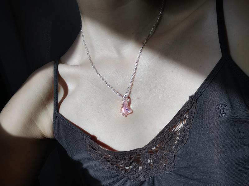 Pendentif Feuille en verre