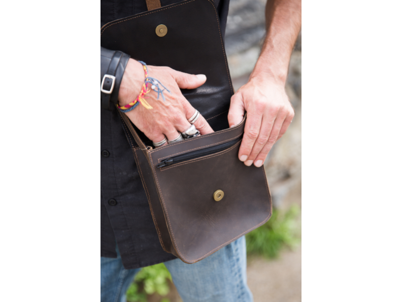 sacoche baroudeur en cuir