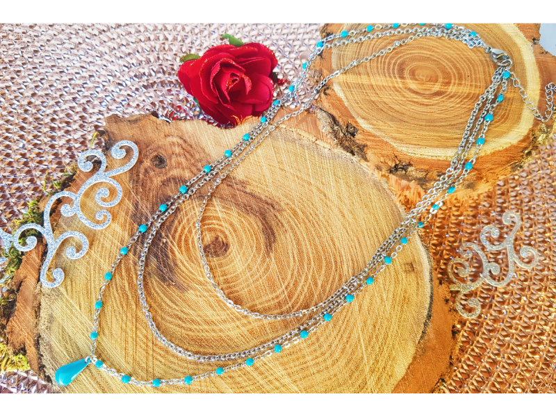 Bracelet et collier multi-rangs