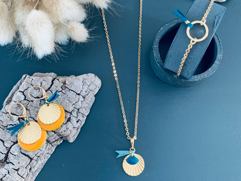 Coffret Collier, Boucles d'oreilles et Bracelet Alba