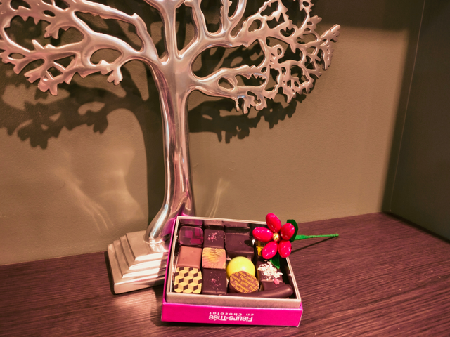 Écrin découverte et marguerite de dragées chocolat