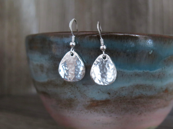 Boucles d'oreilles pétales martelés or ou argent