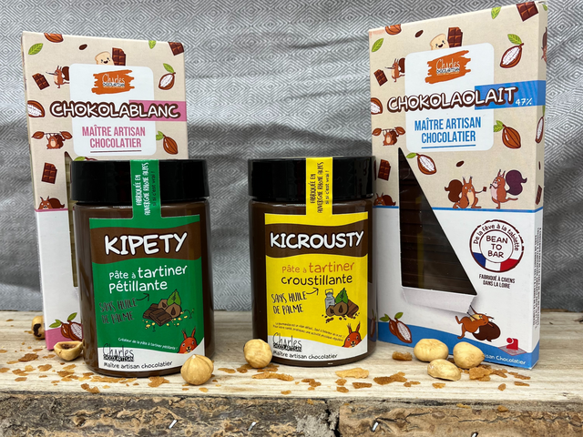 Coffret 2 pots de pâtes à tartiner et 2 tablettes de chocolat