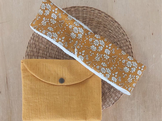 Bandeau visage soins et maquillage avec sa pochette assortie