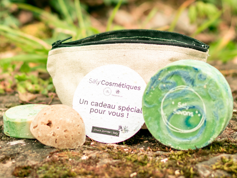 Trousse exotique savons et shampoing naturels