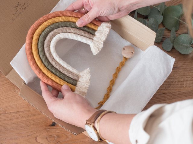 Coffret naissance macramé – terracotta