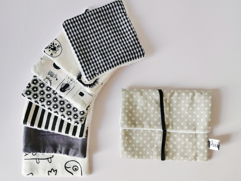 Semainier de lingettes et pochette à savon