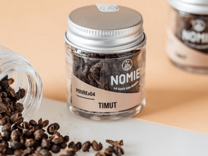 Assortiment d'épices & sachets recettes