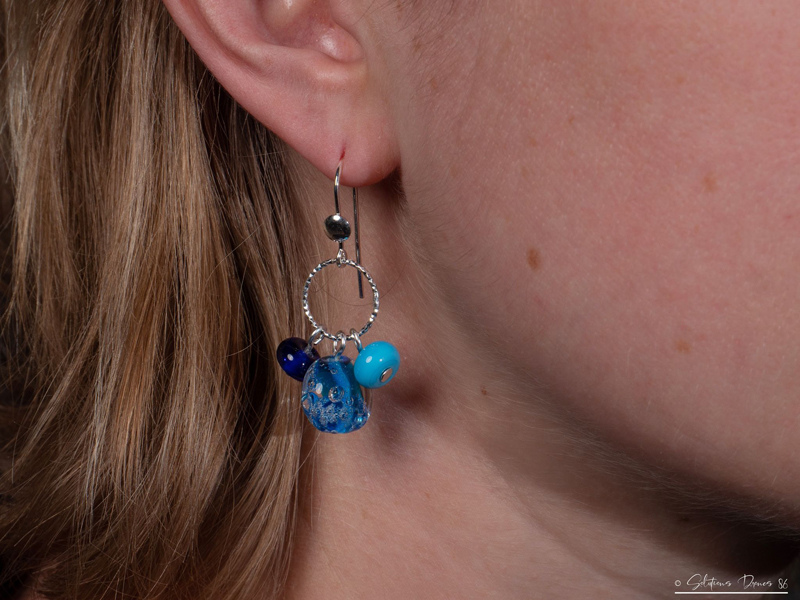 Boucles en verre filé bullées