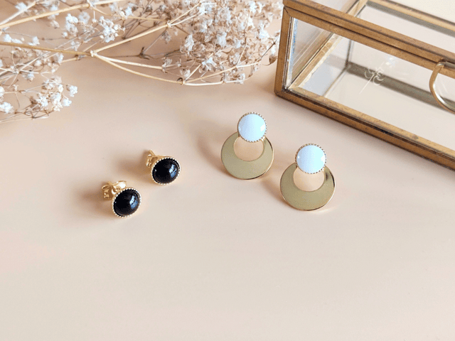 Duo boucles d'oreilles en nacre et agate